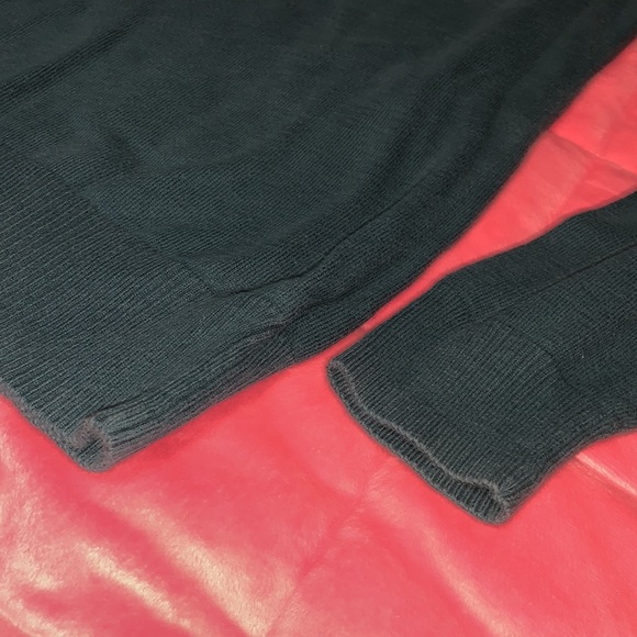 Women’s Van Heusen Sweater - Picture 4 of 11